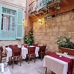 Valide Hanim Otel